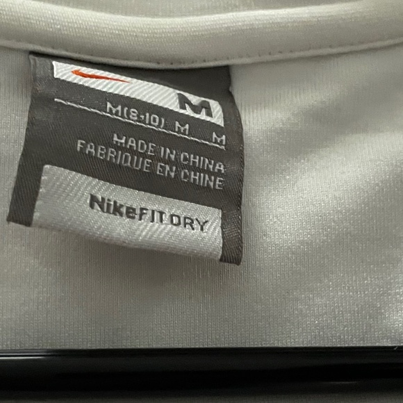 Nike women’s Tennis Dress VINTAGE,White with Navy Trim - Size M - Picture 4 of 10